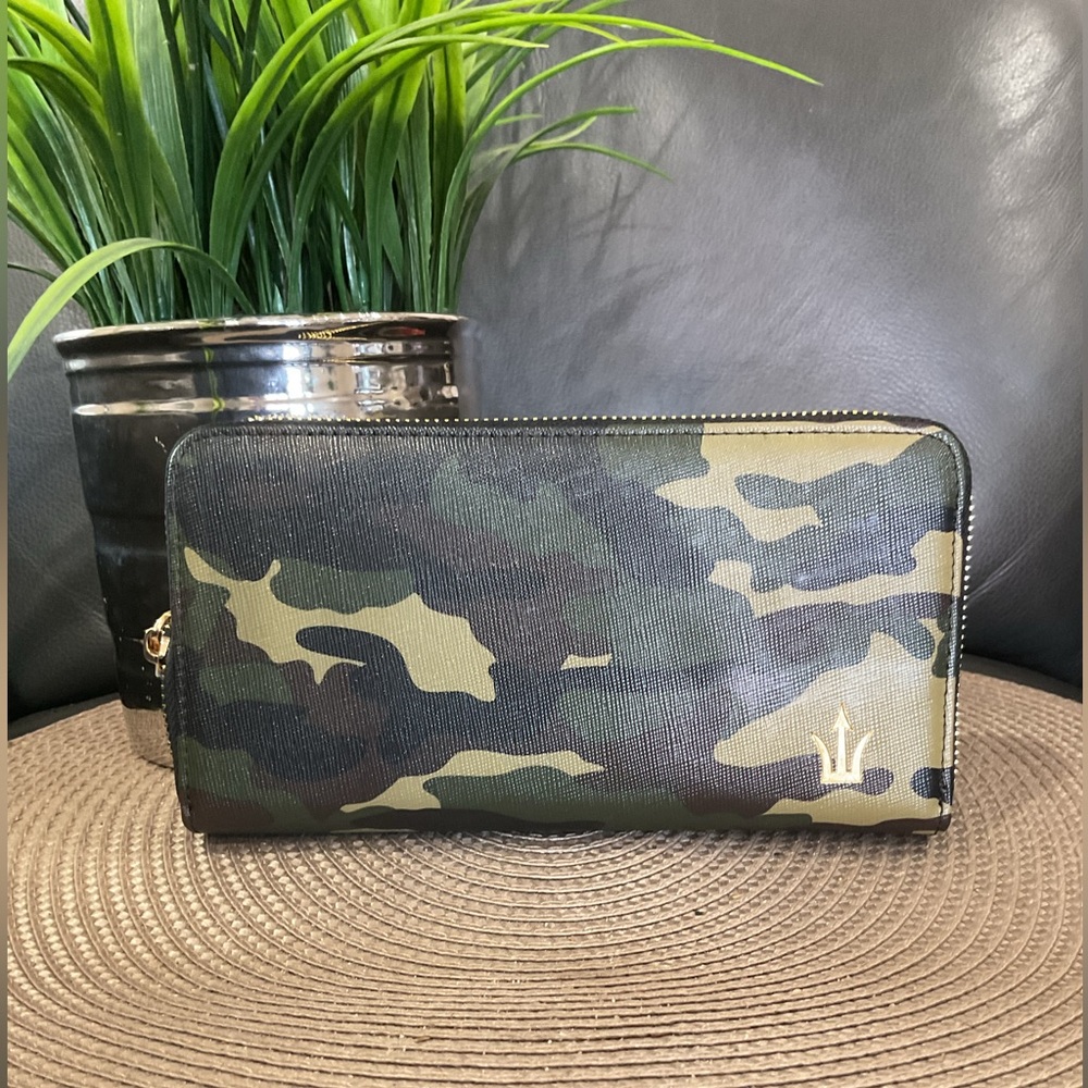 Spear Camouflage Long Wallet